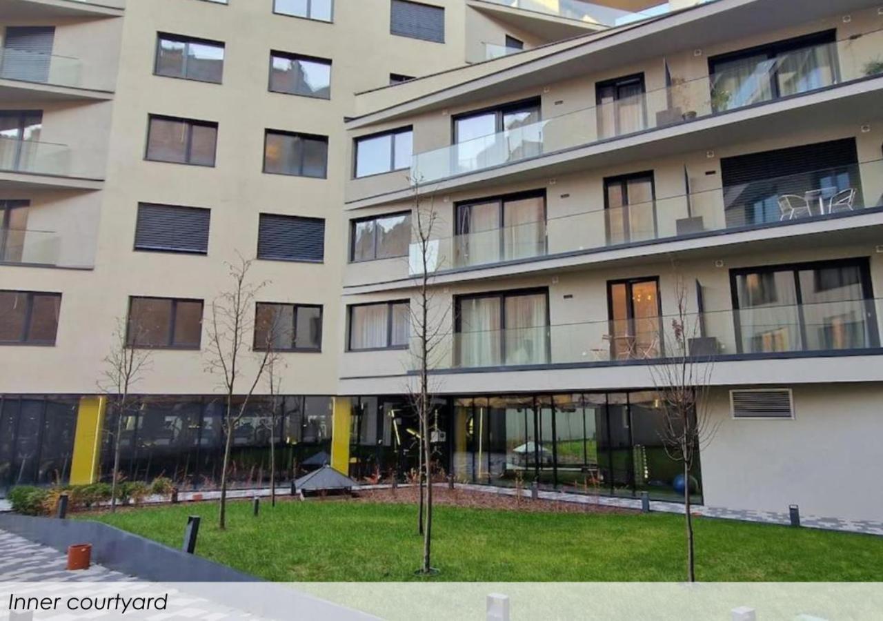 A104 - Liberty Bridge Projection Home With Free Parking Budapest Exterior foto